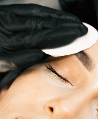 rown lamination is the solution for unruly, thin, or light-colored brows. Get fuller, darker, and more defined eyebrows with a semi-permanent treatment that lasts up to two months.